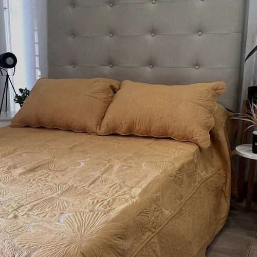 Cubrecama Zara King Maiz decorinter